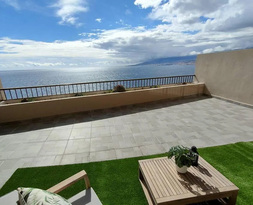 Ocean View Apartment With Terrace Radazul